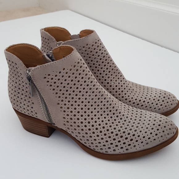 Lucky Brand Shoes - NEW Lucky Brand Bayley perforated leather bootie size 6